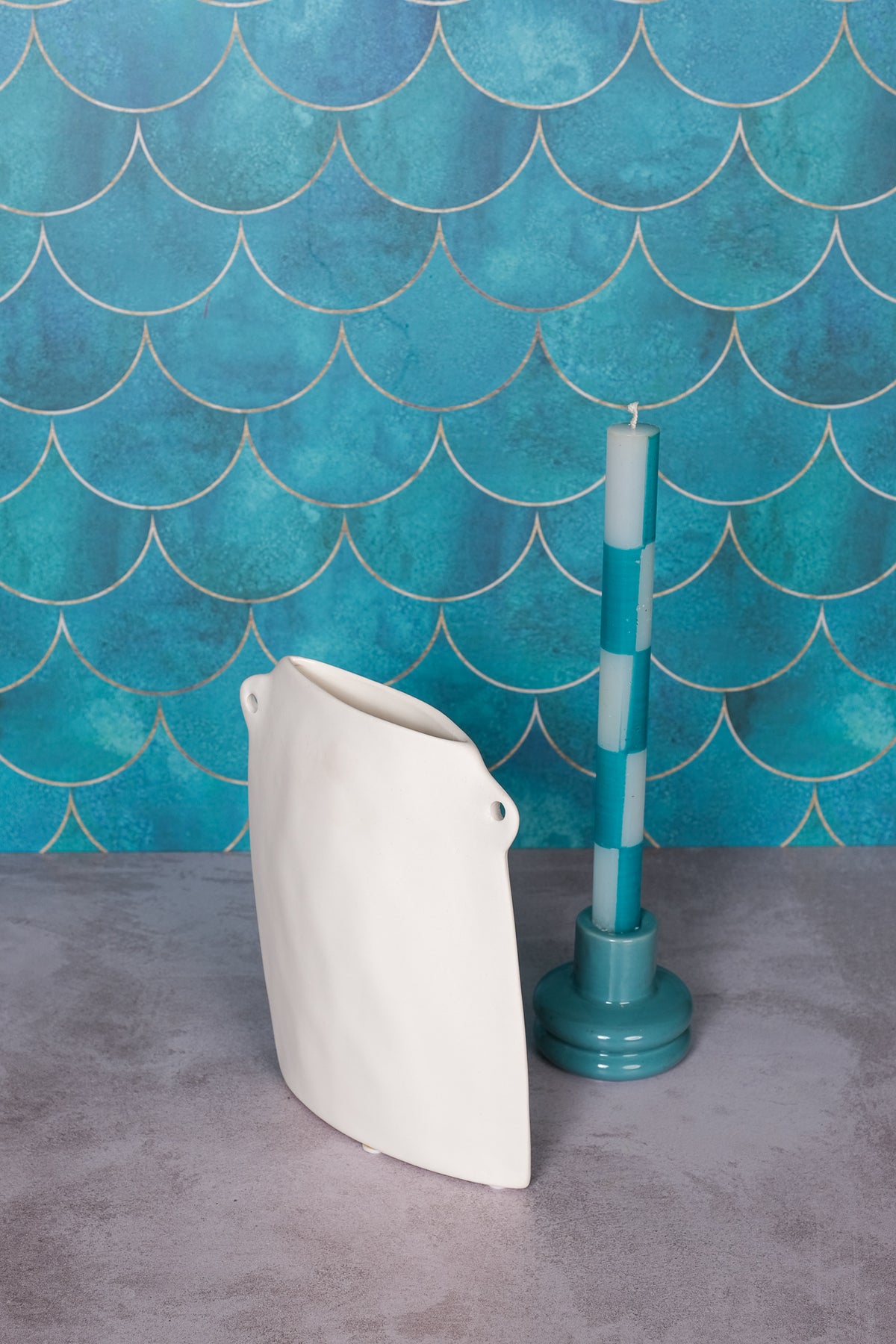 Flat White Nantes Ceramic Vase (21cm)