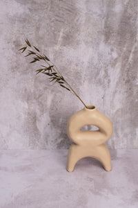 Sandy Nantes Ceramic Vase (21cm)