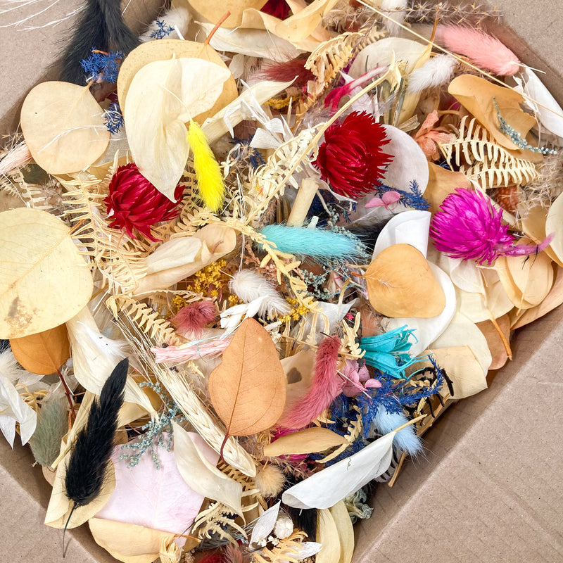 Mixed Dried Flower Confetti (Dried Flower Petals)